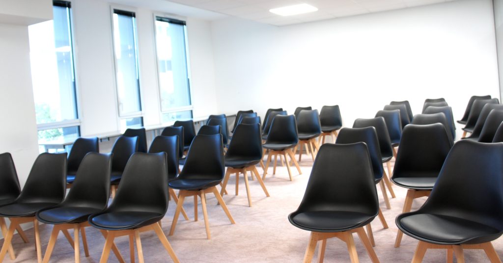 Grande salle de conférence